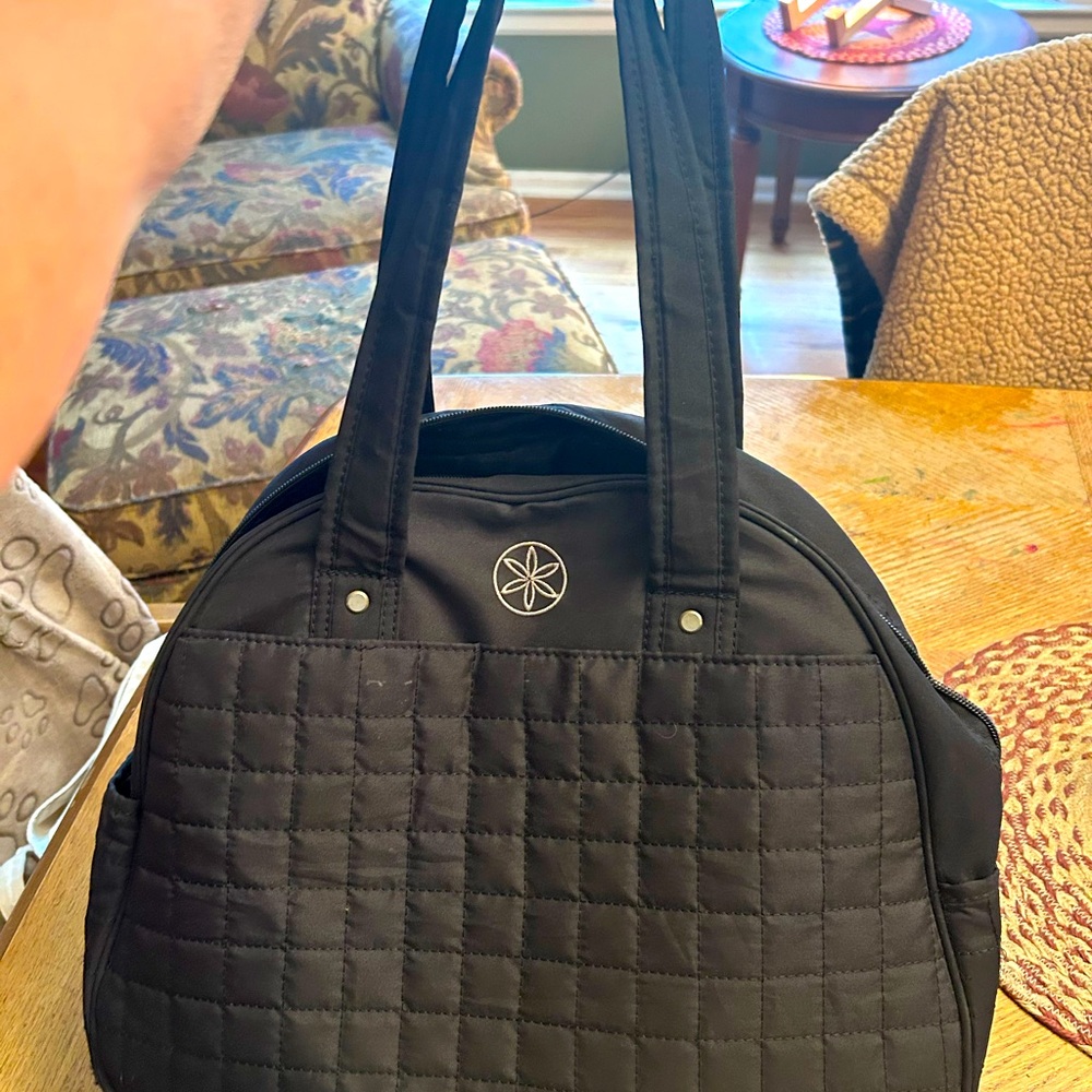 Black Gaiam METRO Quilted Women's Yoga/Gym Bag